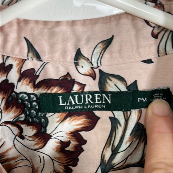 Lauren Ralph Lauren Floral Button-Up Blouse PM - Picture 2 of 6